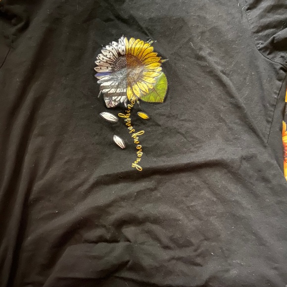 Bunch of small clothes - Picture 9 of 16